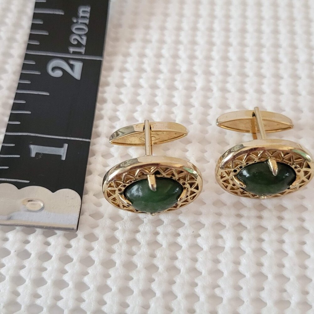 Swank Gold Tone Open Work Emerald Green Cabochon Oval Men's Cufflinks Marked S - Picture 7 of 7